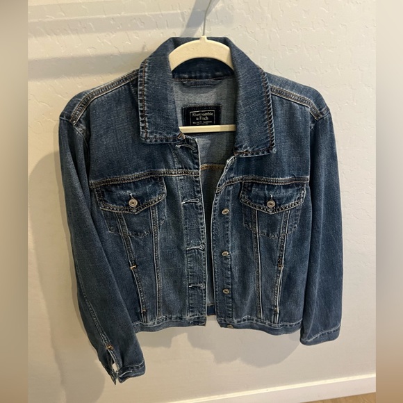 Jackets & Blazers - Abercrombie women’s Jean Jacket